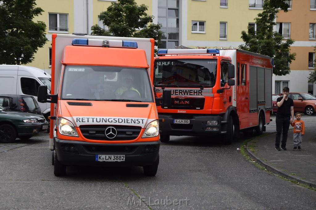 Feuer 1 Koeln Vingst Nobelstr P05.JPG - Miklos Laubert